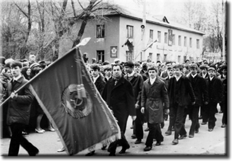 Митинг, посвященный открытию школы 20
